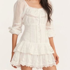 White longe sleeve mini dress!